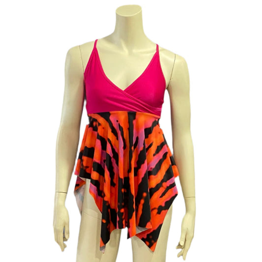 Jenetex Animal Print Short Contemporary Top